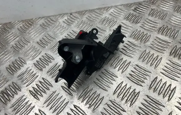 BMW 7 G11 G12 Voltage converter/converter module 9339835