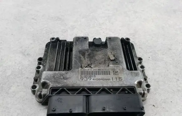 Alfa Romeo 159 Engine control unit/module ECU 51853815