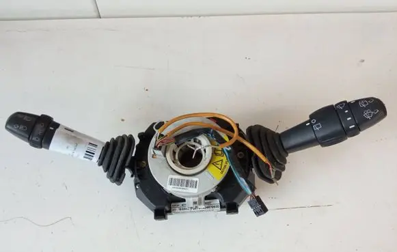 Fiat Bravo Wiper turn signal indicator stalk/switch 47143 00207 0735487C920