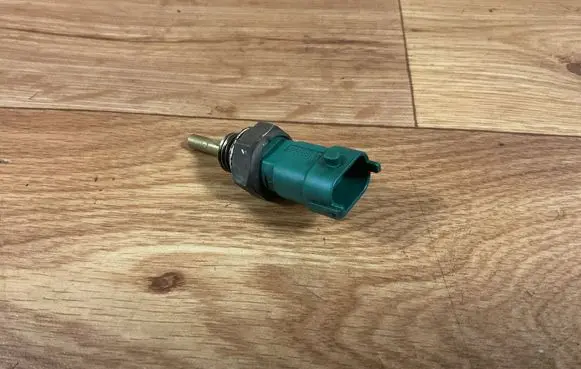 Opel Insignia A Coolant temperature sensor 55566146