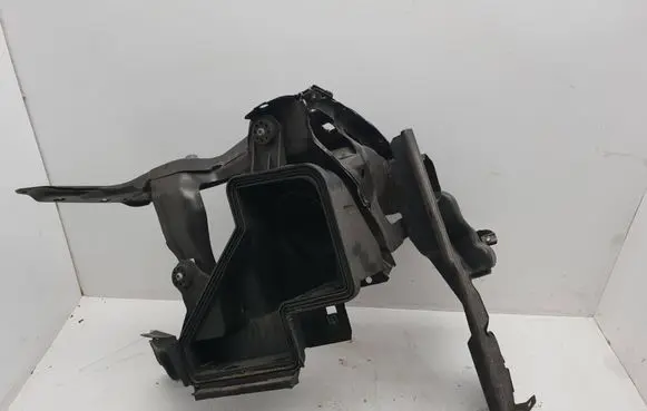 BMW 7 E65 E66 Headlight/headlamp mounting bracket 22793115 7136685 51717022967