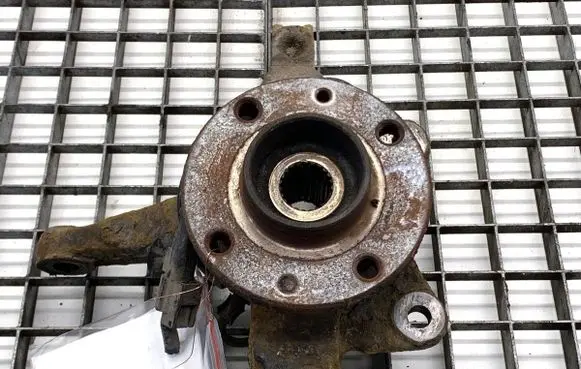 Renault Kangoo II Front wheel hub spindle knuckle 