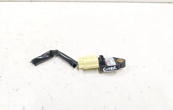 Citroen C-Crosser Airbag deployment crash/impact sensor 8651A001 39754C