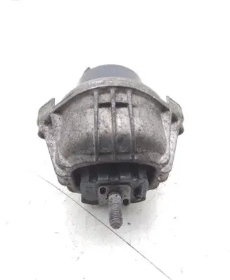 BMW 3 E90 E91 Engine mount bracket