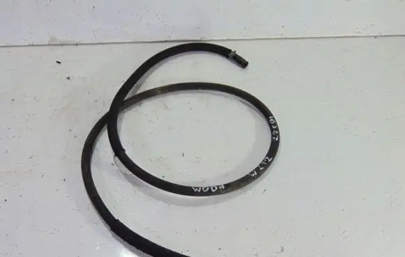 Mercedes-Benz E W212 Engine coolant pipe/hose