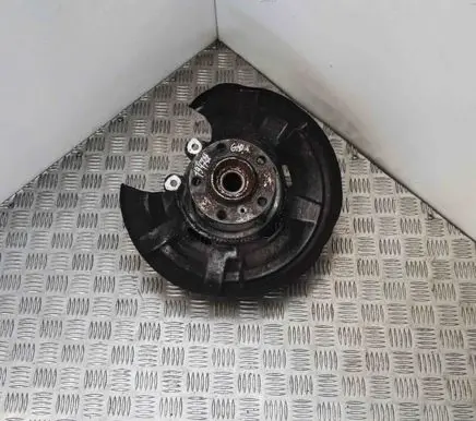 BMW 5 F10 F11 Rear wheel hub