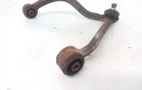 KIA Sorento Front lower control arm/wishbone