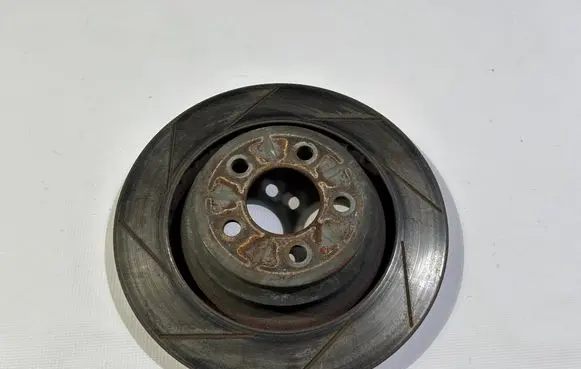 Dodge Challenger Rear brake disc 02185230