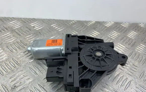 Jeep Cherokee Front door window regulator motor 931400104
