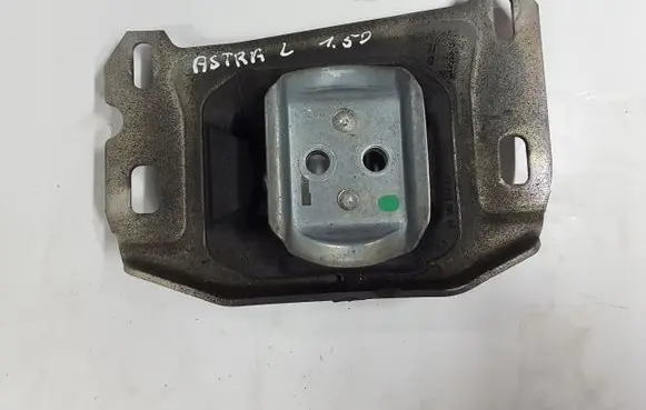 Peugeot 508 RXH Gearbox mount 9813699680