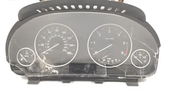 BMW 5 F10 F11 Speedometer (instrument cluster) 9232890