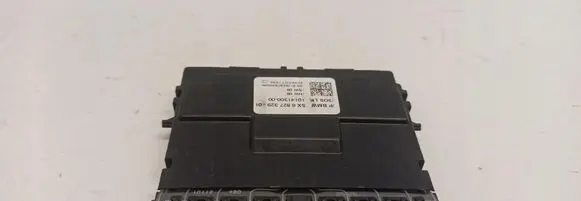 BMW 7 G11 G12 Fan control module 6827329