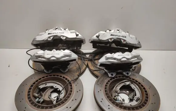 Mercedes-Benz E W211 Front brake caliper A0024209783