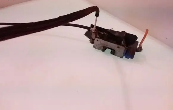 Audi A4 S4 B5 8D Tailgate/trunk/boot lock/catch/latch 8D0839016A