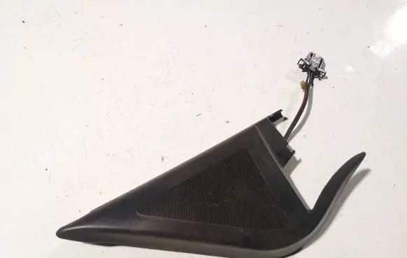 Side speaker trim/cover