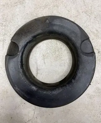 Nissan Pathfinder R51 Rear coil spring rubber mount 