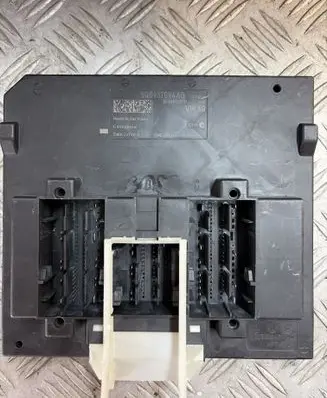 Volkswagen Golf VII Comfort/convenience module 5Q0937084AB