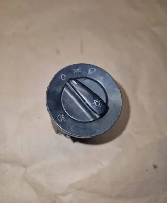 Volkswagen PASSAT B5.5 Light switch 1C0941531