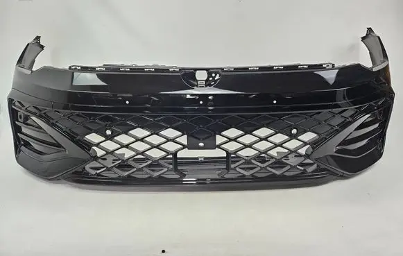 Volkswagen Golf VIII Front bumper 5H0807221AB