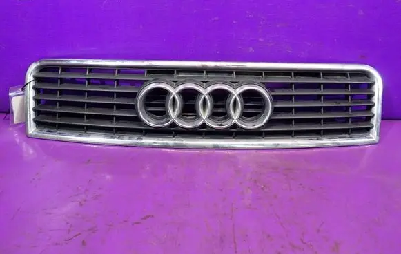Audi A4 S4 B6 8E 8H Front grill 
