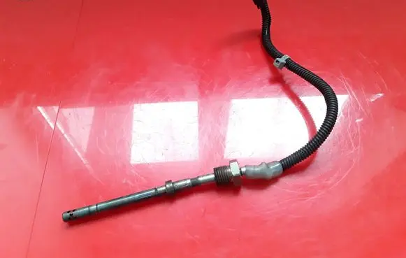 Mercedes-Benz ML W166 Exhaust gas temperature sensor A0009057104