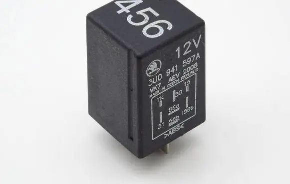 Skoda Superb B5 (3U) Other relay 3U0941597A