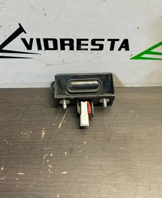 Honda HR-V Tailgate/boot open switch button 