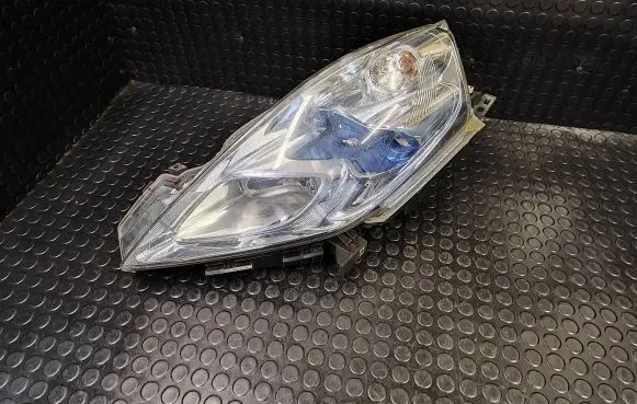 Nissan Leaf I (ZE0) Headlight/headlamp E1313057L E1313057 13057000102