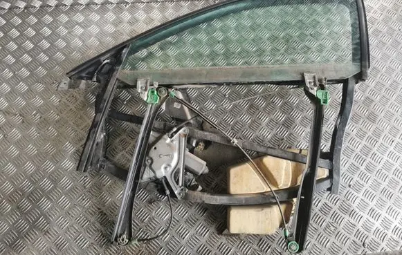 Audi A4 S4 B5 8D Front door window/glass frame 