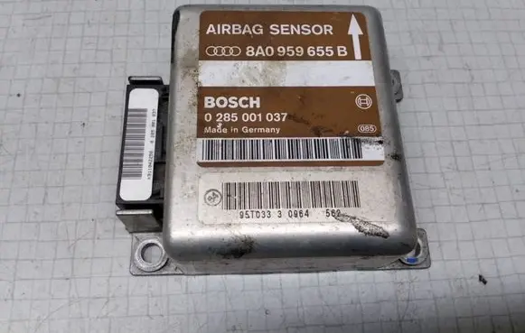 Audi A6 S6 C5 4B Airbag control unit/module 8A0959655B 0285001037