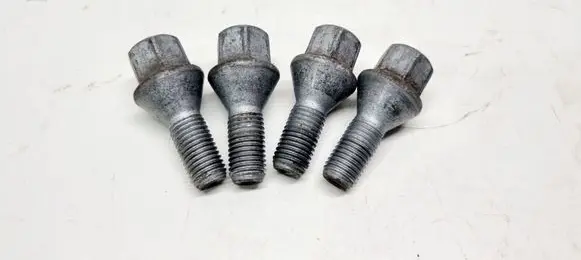 Nissan Qashqai J12 Nuts/bolts 4025400Q0R