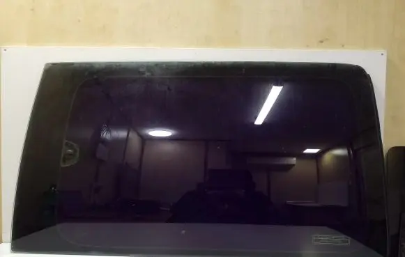 Opel Sintra Sliding door window/glass E1R43001238