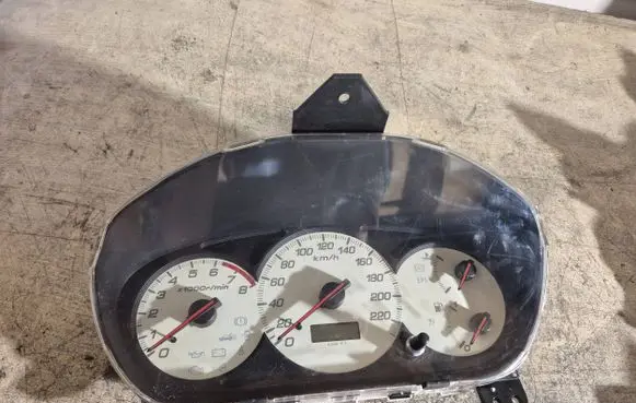 Honda Civic Speedometer (instrument cluster) HR029214 10557626512148