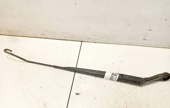 Nissan Note (E11) Front wiper blade arm