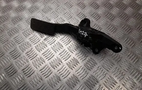 KIA Niro Accelerator throttle pedal 32700AT800