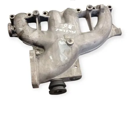 Volkswagen PASSAT B6 Intake manifold 03G129713