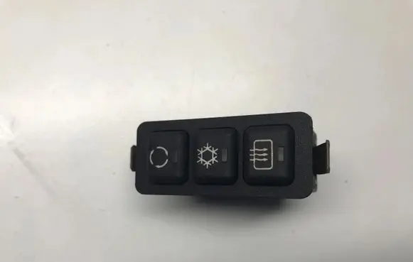 BMW 3 E36 Windscreen/window heater switch 8360453 61318360453