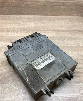Renault Laguna I Engine control unit/module ECU HOM7700113281 0281001995