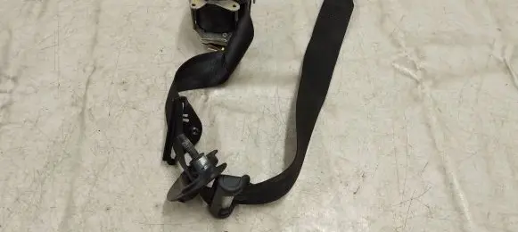 Jaguar F-Pace Front seatbelt Hk83611b09
