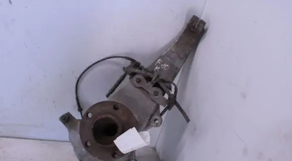 BMW 5 F10 F11 Front wheel hub