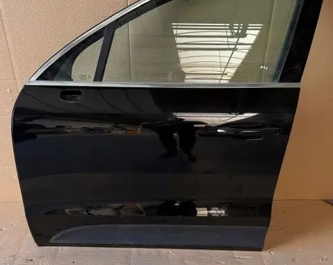 Porsche Macan (95B) Front door D711