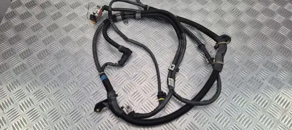 Mercedes-Benz E W212 Positive cable (battery) A2124404352 120529
