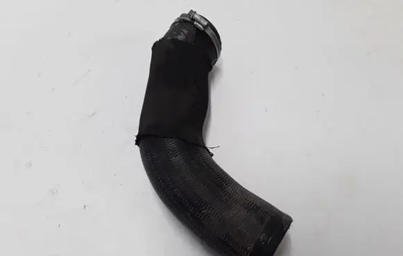 Volvo V60 Intercooler hose/pipe 31338543
