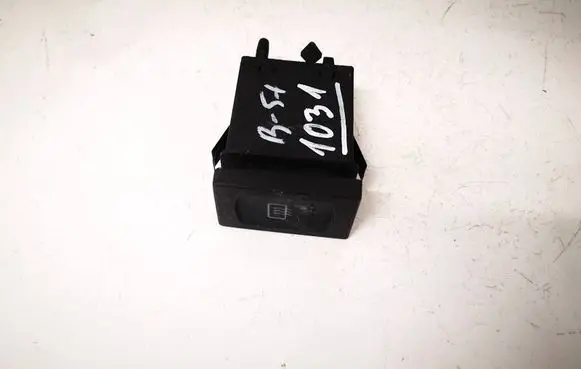 Volkswagen PASSAT B5 Windscreen/window heater switch 3B0959621C