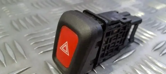 Nissan X-Trail T30 Hazard light switch NILES06016