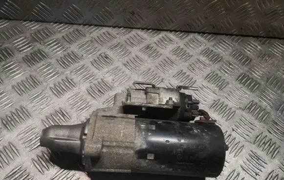 Mercedes-Benz ML W164 Starter motor 0061510501 A0061510501