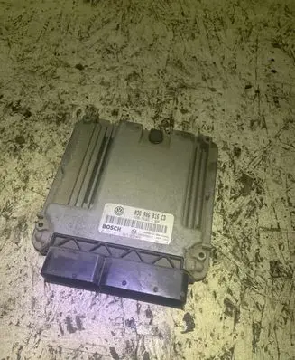 Volkswagen Touran I Engine control unit/module 03G906016