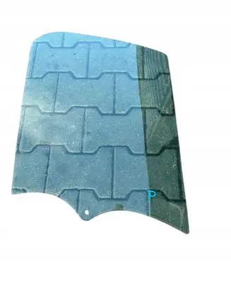 Renault Trafic III (X82) Front door vent window glass four-door 803009537R