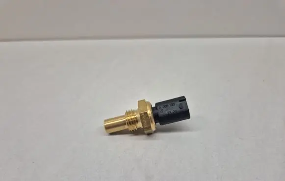 Mercedes-Benz C W204 Coolant temperature sensor A0051532328