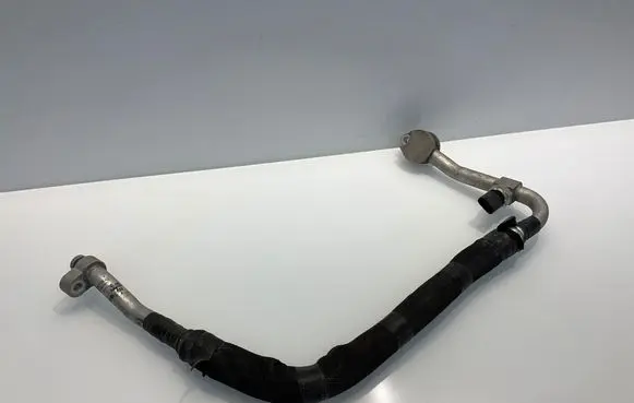 Porsche Panamera (971) Air conditioning (A/C) pipe/hose 971260758L